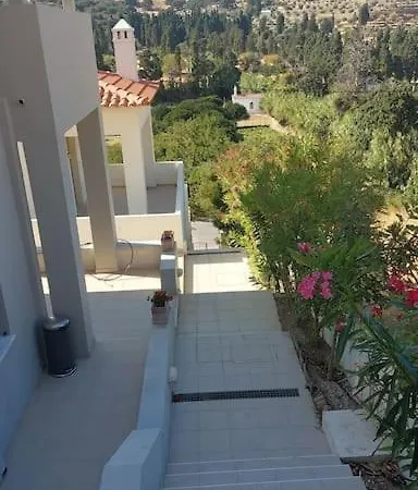 Perakis Maisonette